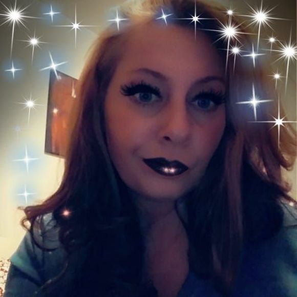 Meet your Posher, Jen - Picture 1 of 1